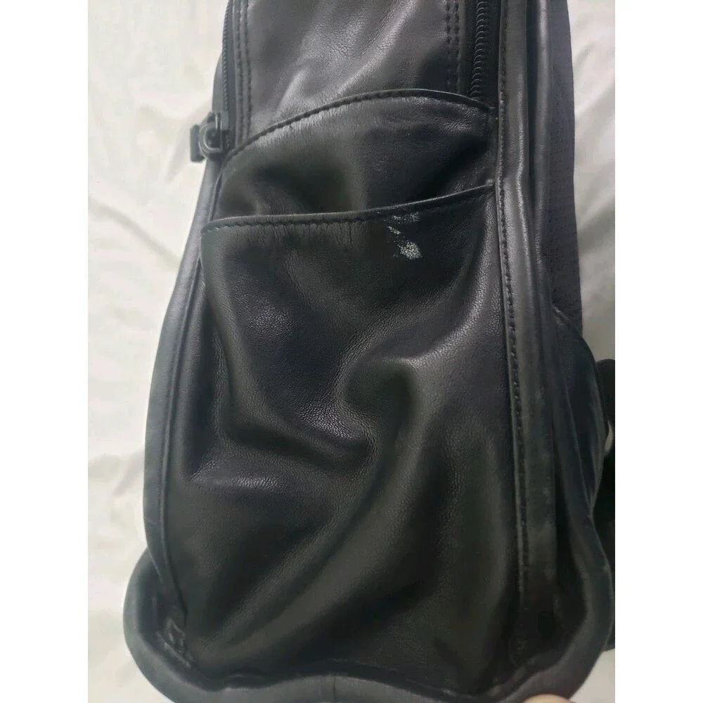 Tumi pre owned